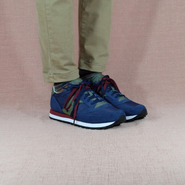 Saucony Jazz Original 2044/654 colore blu navy e forest, lacci in due colori. Saucony è comfort assoluto all day long