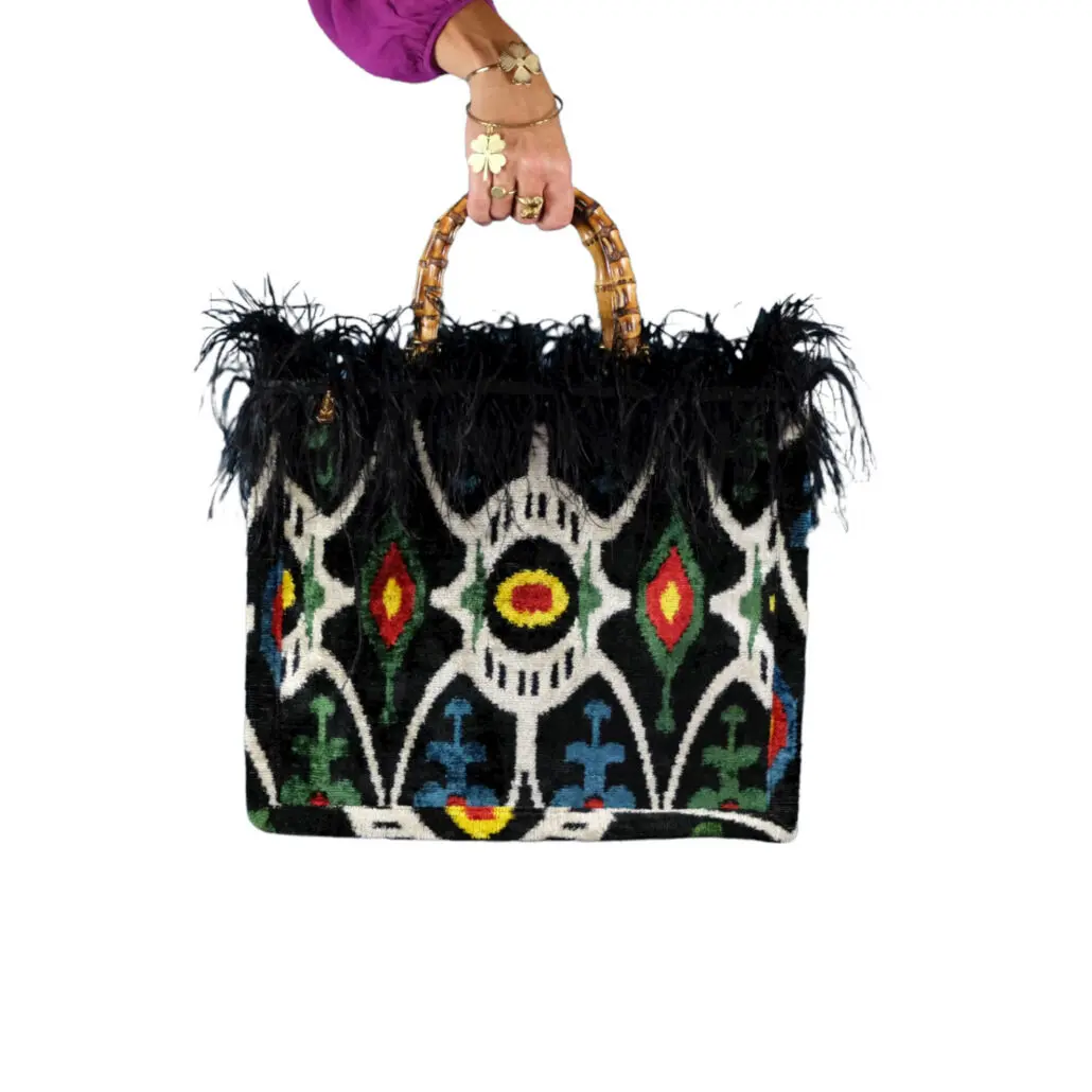 regalo per natale che la fidanzata amerà:borsa La Milanesa in lana e manici in bambù