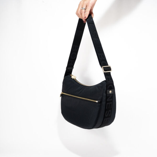 acquista sul nostro shop online la Borbonese Luna Bag small op natural nero