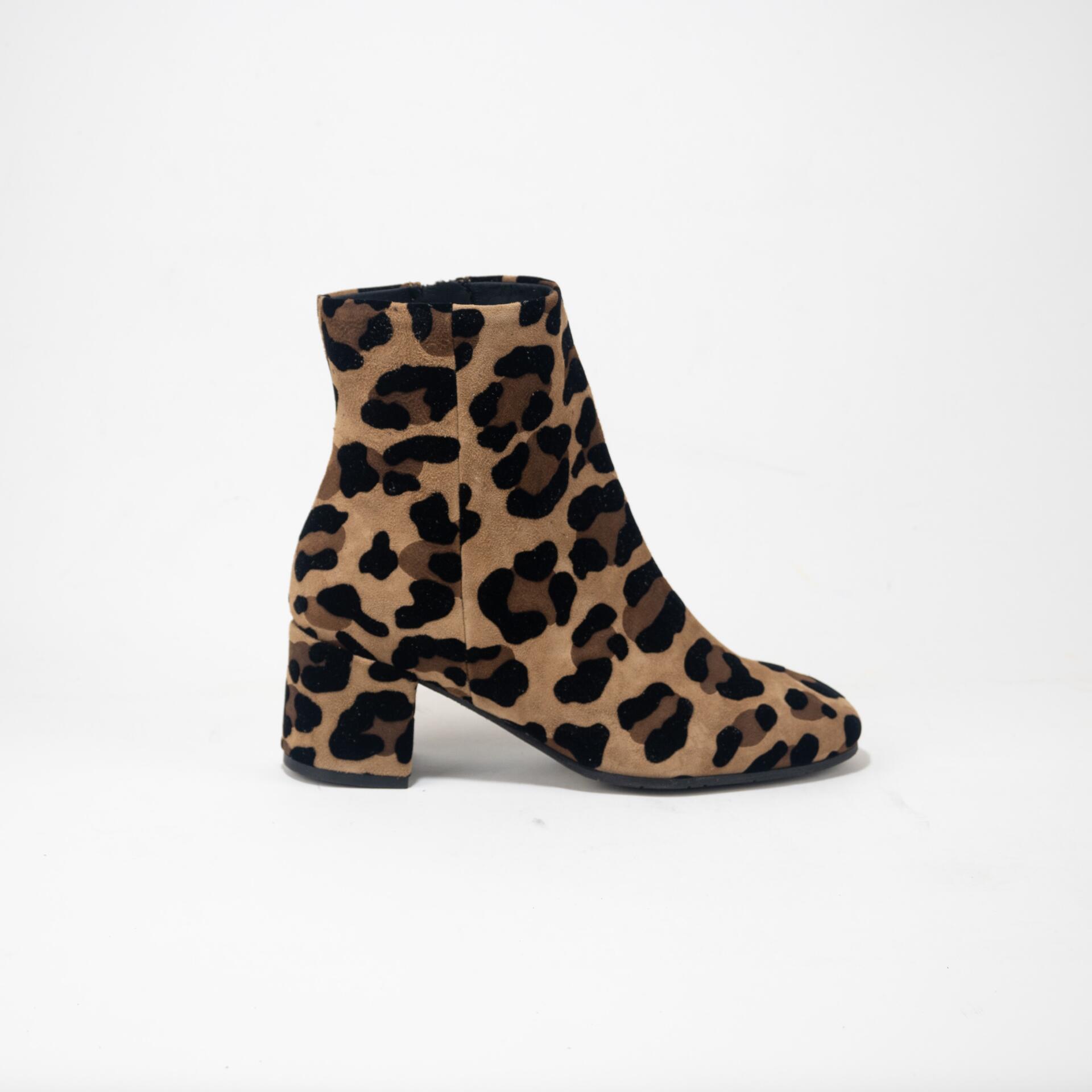 Stivaletto leopardato deals