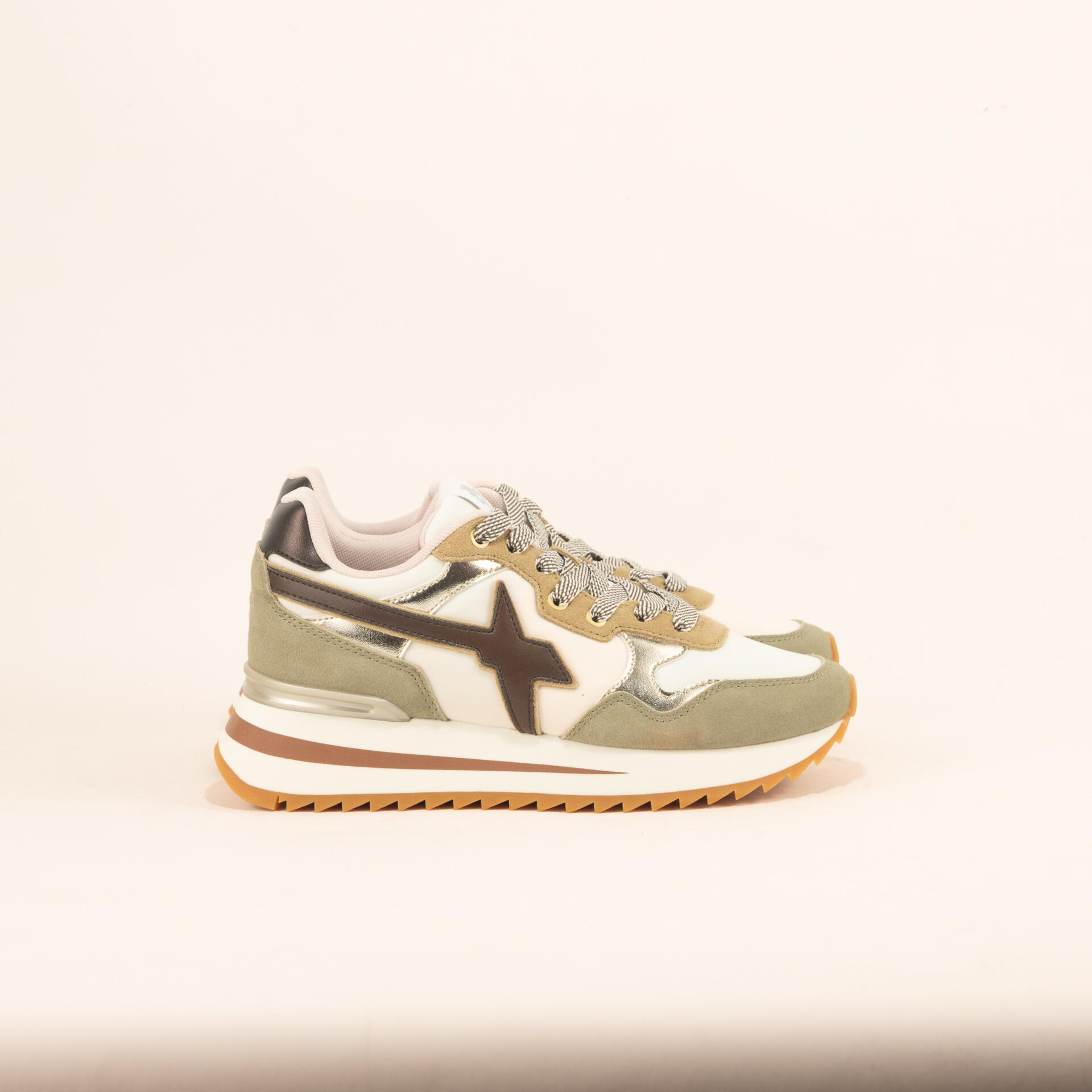 Sneakers offerta outlet