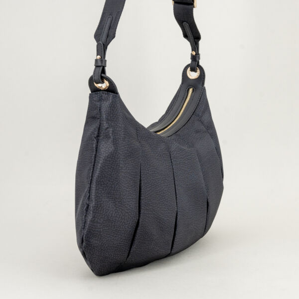 Borbonese borsa hobo medium nera con tracolla in tessuto regolabile e removibile. Borsa donna da portare a spalla o tracolla. Ampia e leggera