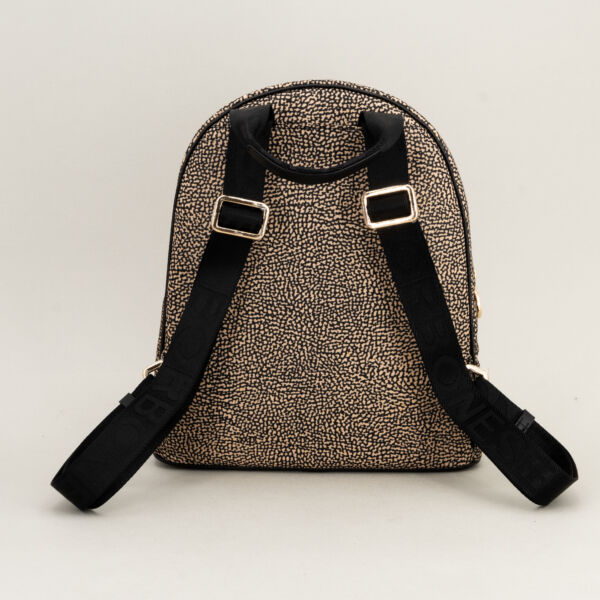 Borbonese zaino medium op natural nero, borsa donna con struttura sostenuta, in nylon e pelle. Spallacci in tessuto regolabili, manico e chiusre con zip. Tasca esterna.