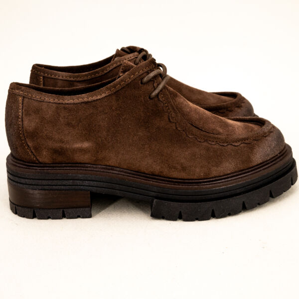 Les Tulipes mocassino allacciato in pelle marrone con lacci e suola in gomma naturale, Made in Italy. Scarpa donna stile Sebago.