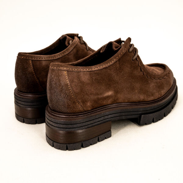 Les Tulipes mocassino allacciato in pelle marrone con lacci e suola in gomma naturale, Made in Italy. Scarpa donna stile Sebago.