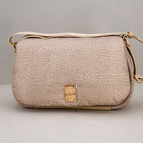 Borbonese borsa cross over sand, borsa donna tracolla con patta. Pratica ed elegante