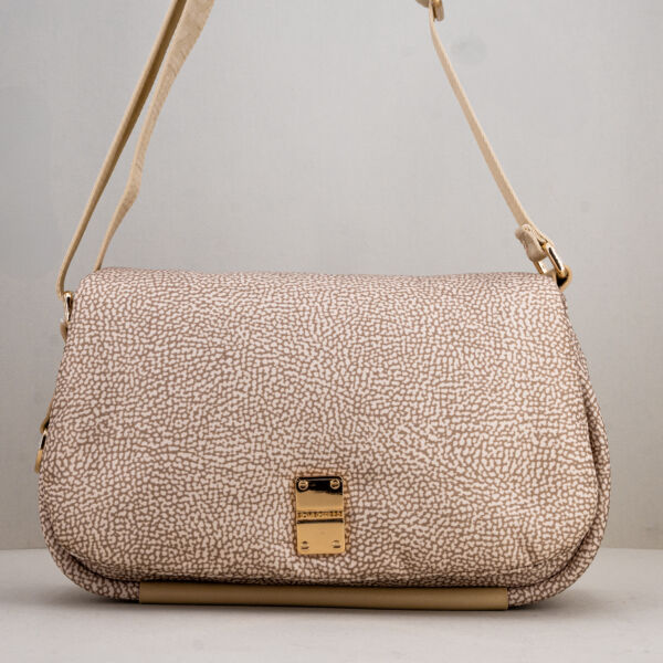 Borbonese borsa cross over sand, borsa donna tracolla con patta. Pratica ed elegante