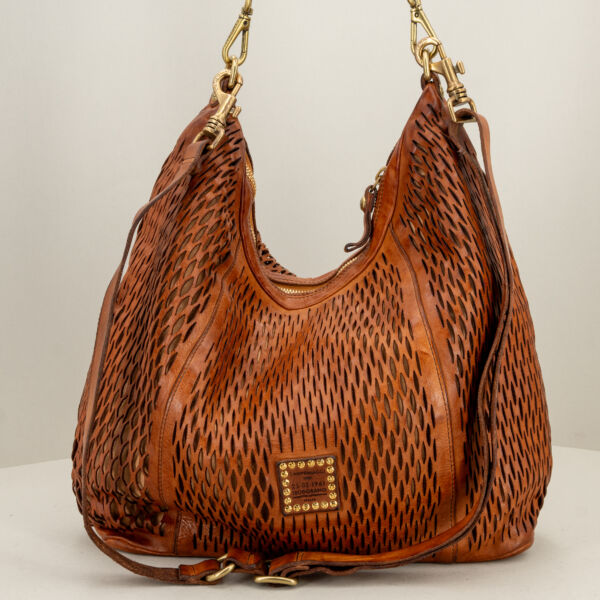 Campomaggi borsa a spalla "Mangrovia" cognac, borsa donna in morbida pelle artigianale italiana.