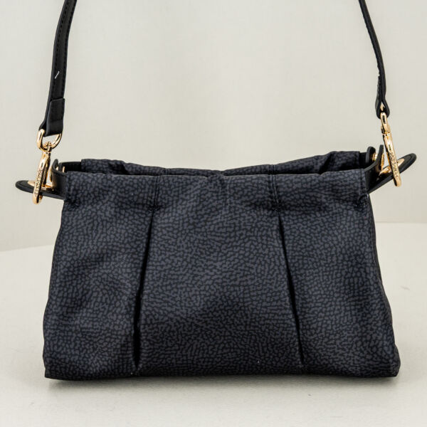 Borbonese borsa tracolla cross over nera, in nylon ecosostenibile e pregiata pelle con tracolla regolabile e removibile.
