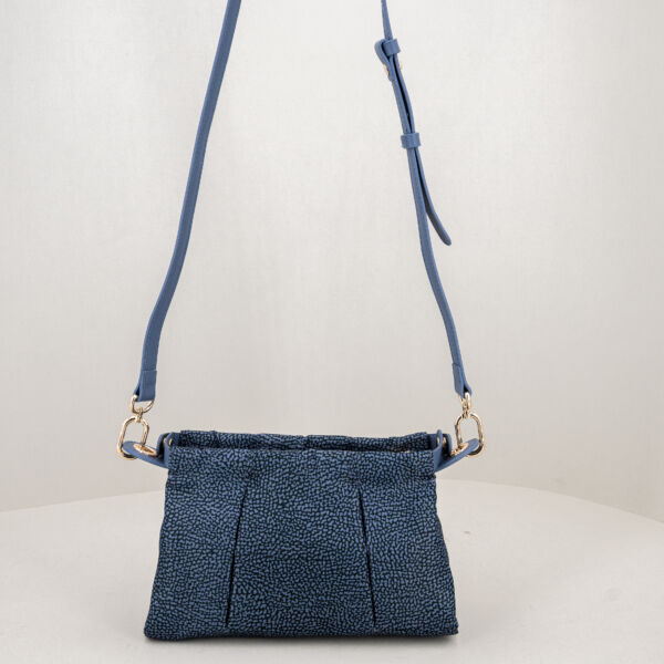 Borbonese borsa tracolla cross over denim, in nylon ecosostenibile e pregiata pelle con tracolla regolabile e removibile.