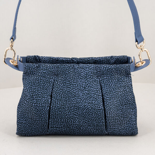 Borbonese borsa tracolla cross over denim, in nylon ecosostenibile e pregiata pelle con tracolla regolabile e removibile.