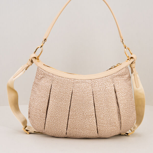 Borbonese Hobo Croissant small sand con tracolla in tessuto e spallaccio in pelle. Ampia e capiente, in nylon.