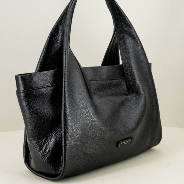 Gianni Chiarini borsa a spalla Giulia nera, in vera pelle, linee morbide con due manici e tracolla removibile