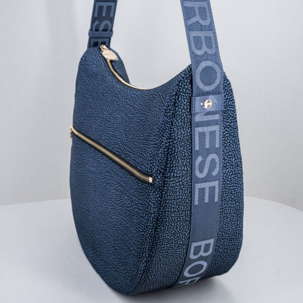 Borbonese luna bag medium denim con tracolla regolabile in tessuto e zip di chiusura. Borsa donna elegante e pratica
