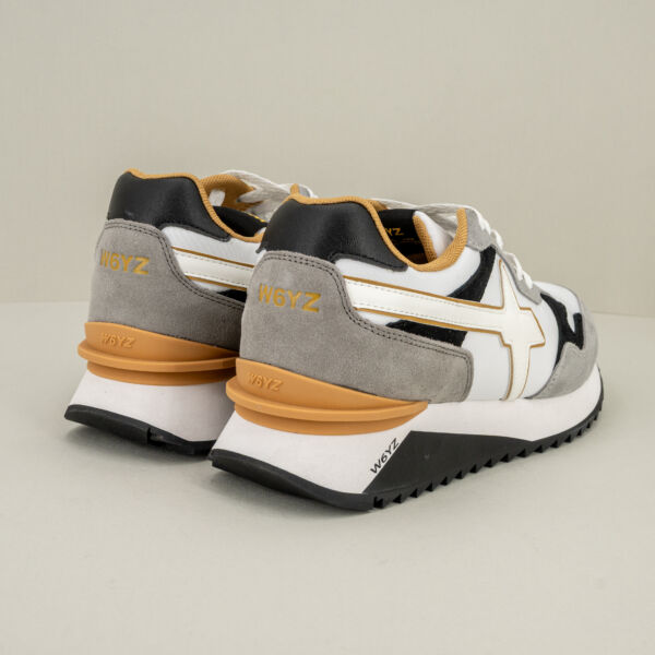 W6YZ sneaker Yak M bianca, suola ammortizzata in tessuto tecnico e suede. Scarpa uomo sportiva e comoda