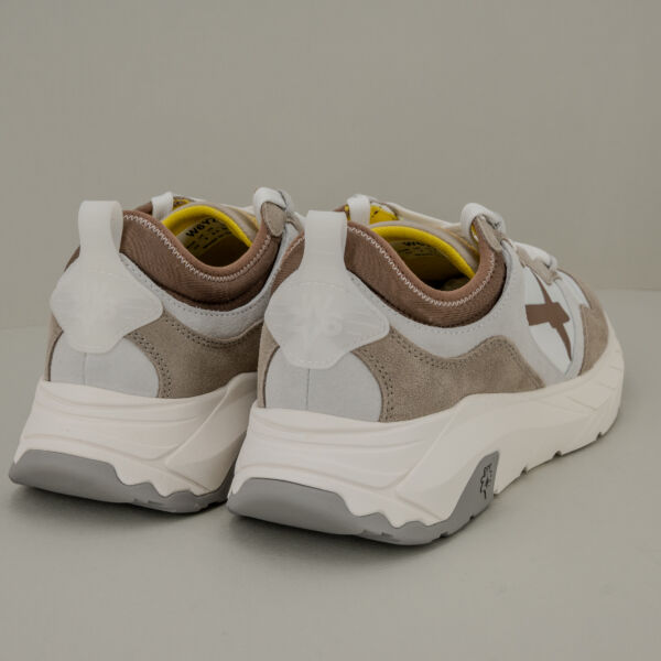 W6YZ sneaker Next M taupe tessuto tecnico e suede per una scarpa sportiva comoda ed elegante.