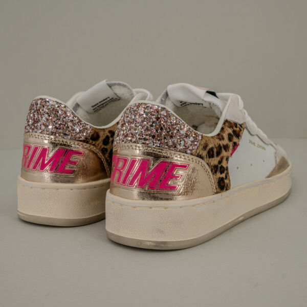 Crime London Chelsea leopard sneaker in pelle bianca da donna con inserti glitter, avorio e leopard.