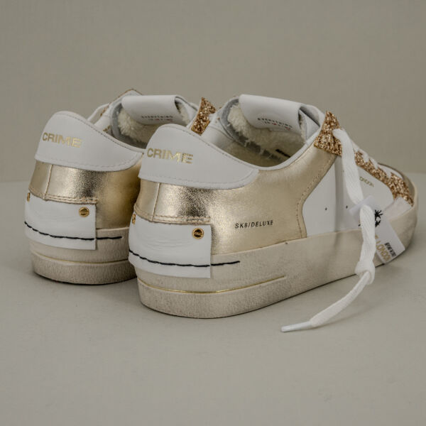 Crime London sk8 platinum sneaker donna in pelle bianca con dettagli platino e glietter dorati.