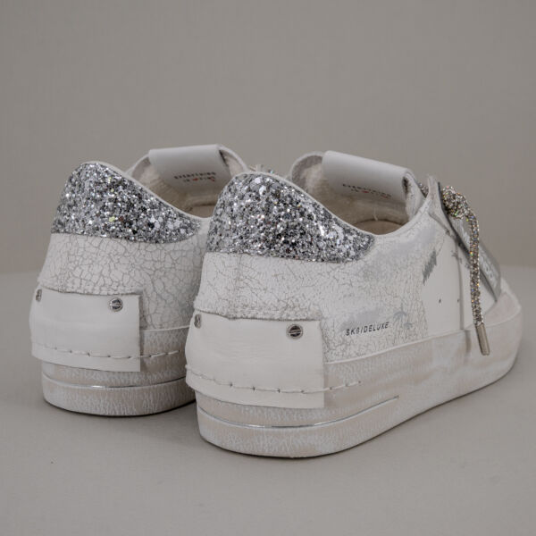 Crime London sk8 shining sneaker donna in pelle bianca con dettagli pelle craklé e lacci in strass argento, scarpa sportiva elegante bianca