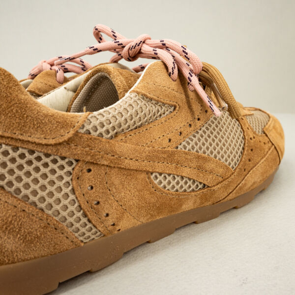Ovyè sneaker in camoscio e tessuto