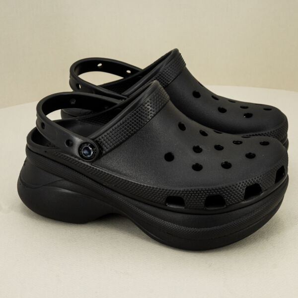 Crocs Classic Bae Clog nero, suola rialzata ed ammortizzata, sandalo donna estivo comodo e pratico