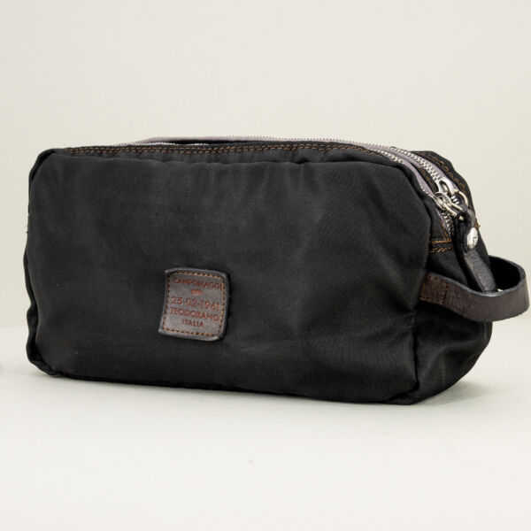 Campomaggi beauty pochette nero perfetta come porta documenti o beauty da viaggio unisex
