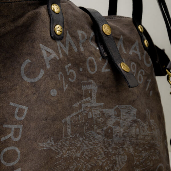 Campomaggi borsa in tela canva militare large, , in tela vela resistente e pratica con finiture in pregiata pelle. Borsa unisex da Stefano Ascari Spilamberto (Mo)