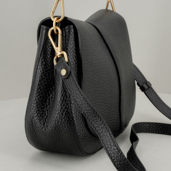 Gianni Chiarini Helena round nera, in pregiata pelle martellata con spallaccio e tracolla in pelle. Borsa donna elegante.