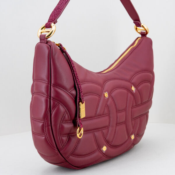 Borbonese borsa hobo merlot medium, borsa donna elegante forma luna bag con spallaccio in tapiro tono su tono e motivi ricamati Borbonese. Stefano Ascari spilamberto (mo)