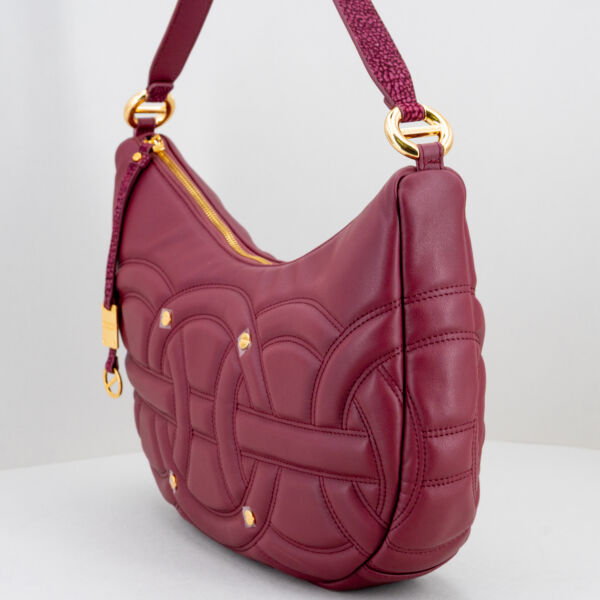 Borbonese borsa hobo merlot medium, borsa donna elegante forma luna bag con spallaccio in tapiro tono su tono e motivi ricamati Borbonese. Stefano Ascari spilamberto (mo)