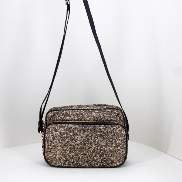 Borbonese camera case medium op classic, borsa pratica e resistente con due scomparti chiusi da zip e tracolla regolabile. Stefano Ascari spilamberto (mo)