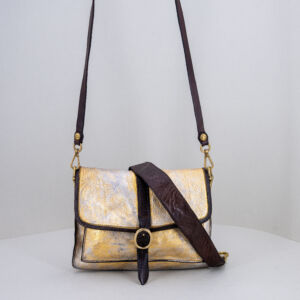 Campomaggi borsa tracolla laminata oro borsa artigianale italiana, con tracolla e spallaccio. Stefano Ascari Spilamberto (Mo)