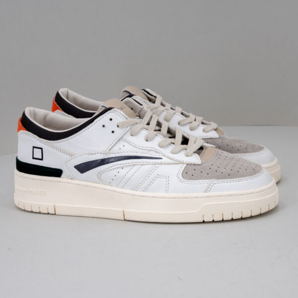 D.A.T.E. sneaker Torneo Colored white-t.moro, scarpa sportiva da uomo look elegante e comoda. In pelle bianca e dettagli marrone scuro. Stefano Ascari spilamberto (mo)
