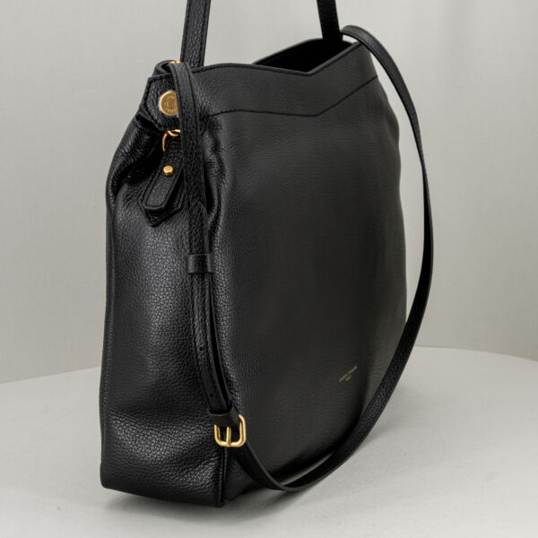 Gianni Chiarini borsa a spalla Ottavia, borsa donna da portare a tracolla o a spalla. In pregiata pelle martellata colore nero. Stefano Ascari Spilamberto (mo)