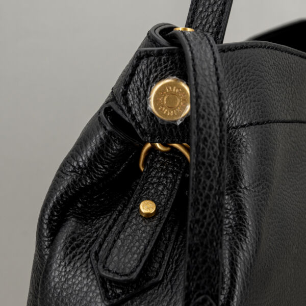 Gianni Chiarini borsa a spalla Ottavia, borsa donna da portare a tracolla o a spalla. In pregiata pelle martellata colore nero. Stefano Ascari Spilamberto (mo)