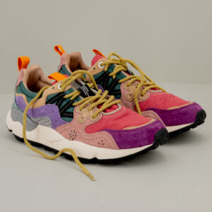 Flower Mountain sneaker Yamano 3 fucsia, scarpa sportiva stile urban chic. Colori lilla, rosa e fucsia. Occhielli rinforzati e suola in gomma ultra leggera.