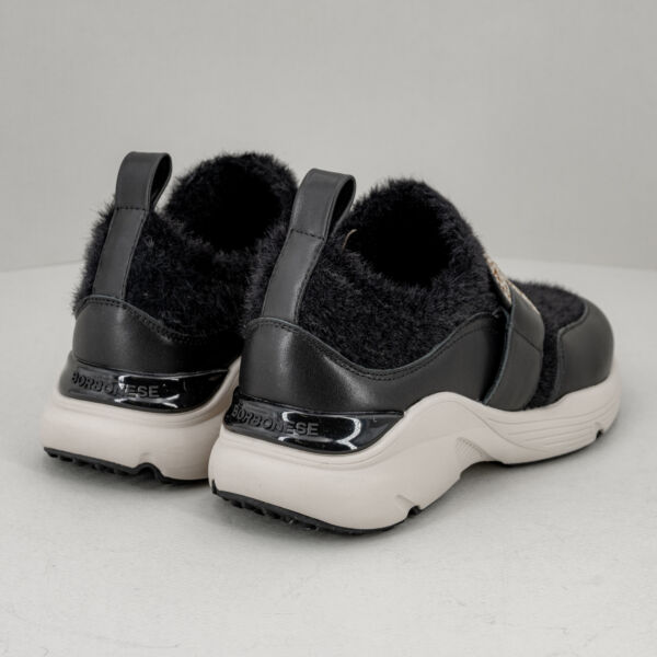 Borbonese sneaker pelle nera con logo Borbonese in tapiro sul piede ed eco pelliccia. Calzata ampia e comoda. Stefano Ascari spilamberto (mo)