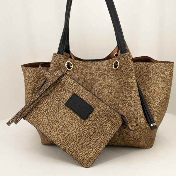 Borbonese shopper Marèe graffiti op classic e pregiata pelle colore nero. Capiente, grande ed elegante con pochette interna di sicurezza. Stefano Ascari spilamberto (mo)