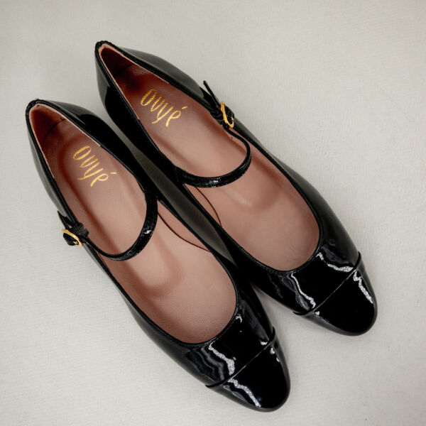 Ovyè ballerina bassa vernice nera by Cristina Lucchi. Scarpa donna comoda ed elegante, nuovi arrivi autunno inverno 2025 Stefano Ascari Spilamberto (mo)