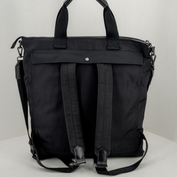 Gianni Chiarini borsa zaino nera, manico tracolla e spallacci. Brosa uomo ideale per il lavoro o per brevi viaggi. Stefano Ascari Spilamberto (Mo)