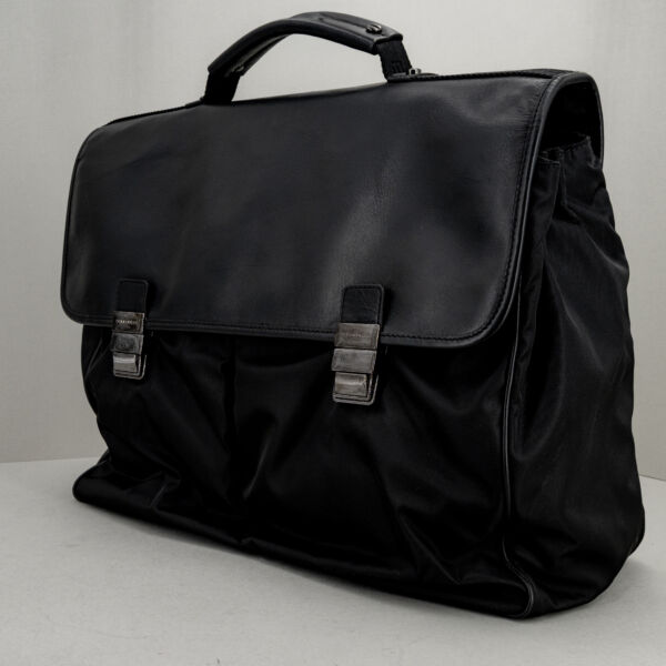 Borbonese borsa da lavoro in nylon, finiture in pregiata pelle. Con patta e doppia chiusura. Borsa uomo capiente e leggera. Stefano Ascari Spilamberto (Mo)