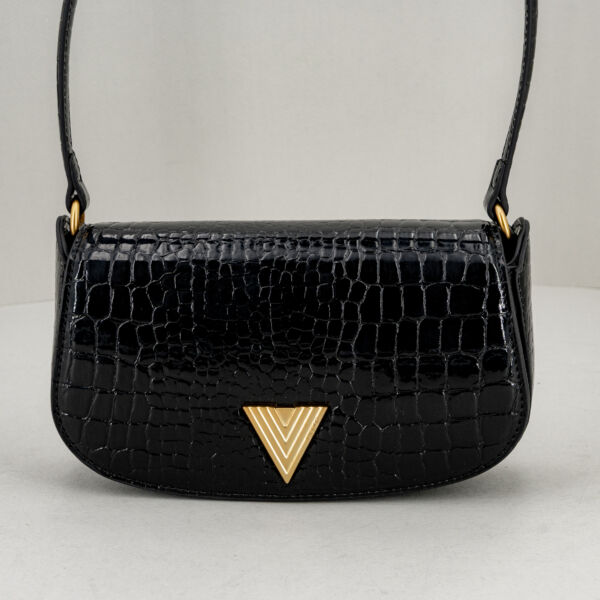 Vicolo borsa a spalla crocco nera, struttura rigida look elegante, in ecopelle. Borsa donna elegante ed economica. Stefano Ascari Spilamberto (Mo)