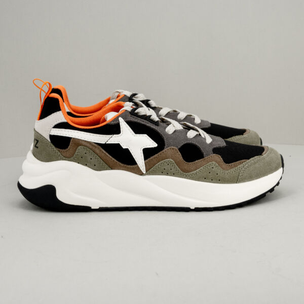 W6YZ sneaker Flick marrone, sneaker uomo color scuro, suola ultraleggera. Stefano Ascari Spilamberto (Mo). Scarpa fotografata di lato