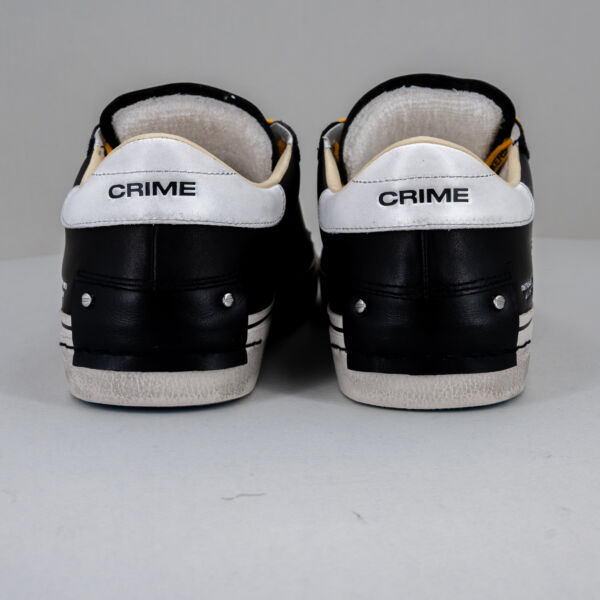 Crime London distressed 2.0 black, scarpa sportiva da uomo in pelle colore nero lacci bicolore, effetto vintage. Stefano Ascari spilamberto (mo)