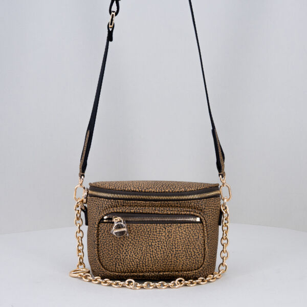 Borbonese mini marsupio graffiti, con tracolla in tessuto removibile e catena dorata. Elegante mini bag. Fotografata di fronte. Stefano Ascari Spilamberto (Mo)