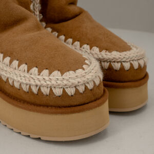 Mou mini Eskimo platform boot savana in pelle di montone e lana. Stivale donna molto caldo e comodo. Stefano Ascari Spilamberto (Mo)