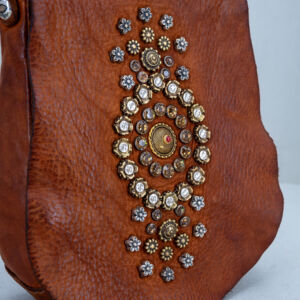 borsetta donna in pregiata pelle colore marrone chiaro.