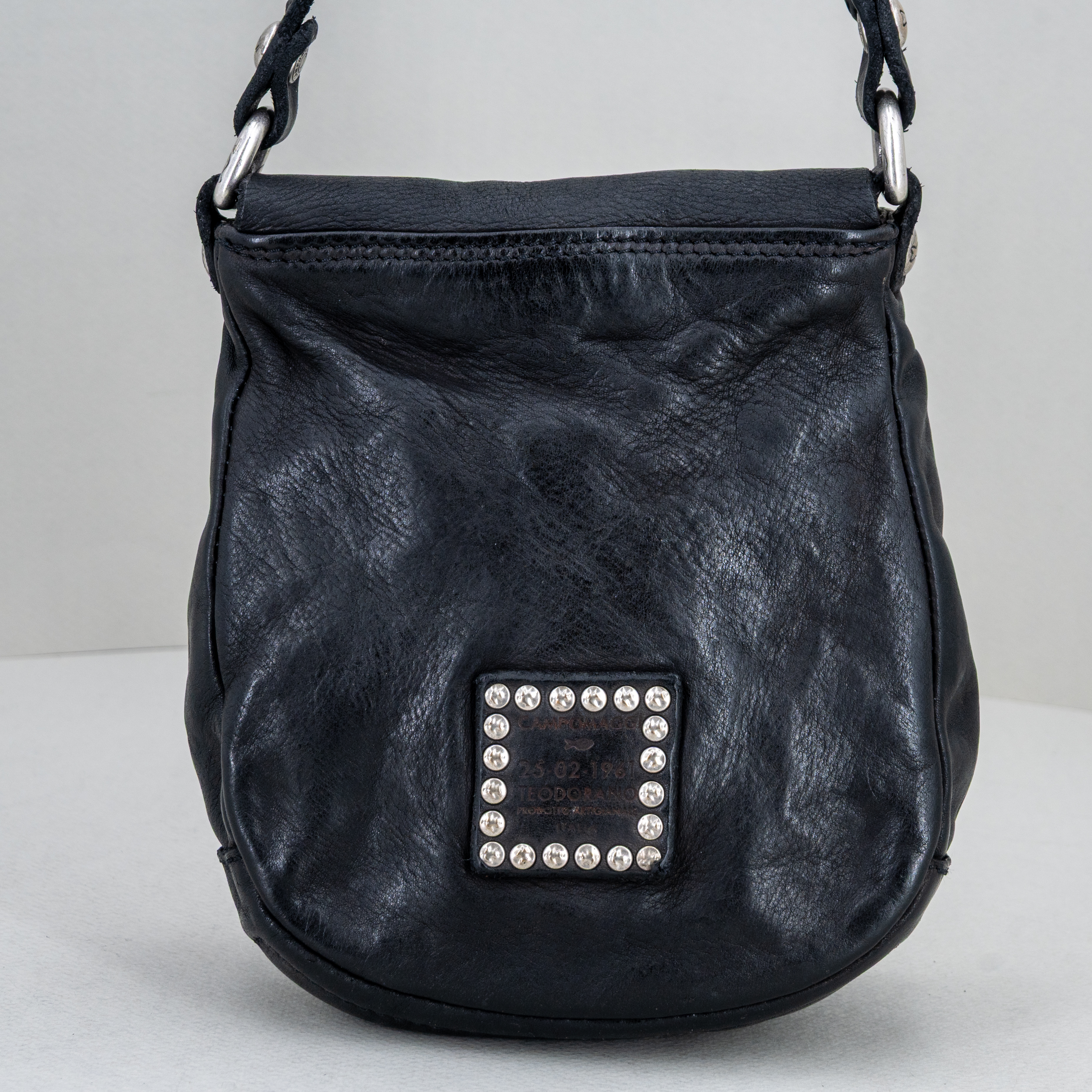 borsetta donna in pregiata pelle colore nero.