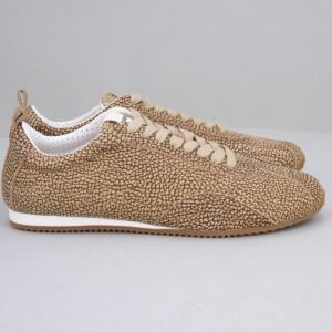 sneaker donna nuovi arrivi in pelle scamosciata e morbida. Colore maculato marrone.