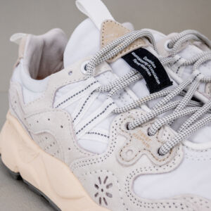 scarpa sportiva uomo Flower Mountain colore bianco